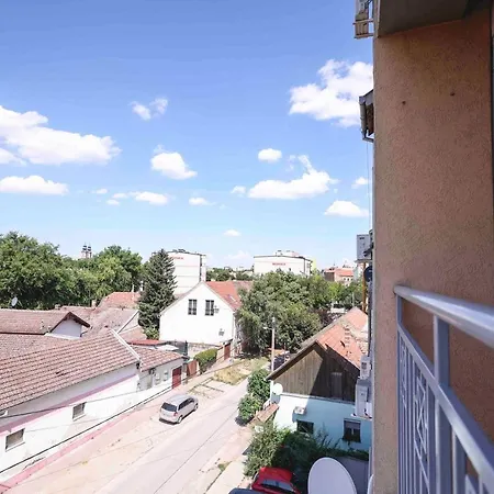 Lucasa 公寓 苏博蒂察